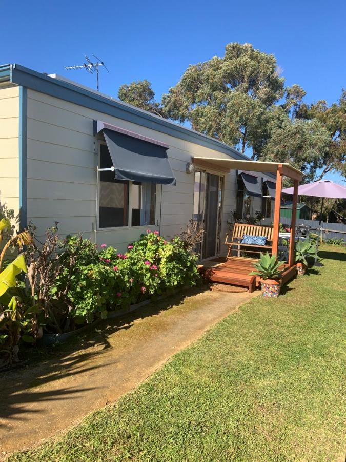Moana Beach Sunset Holiday Accommodation A Bagian luar foto